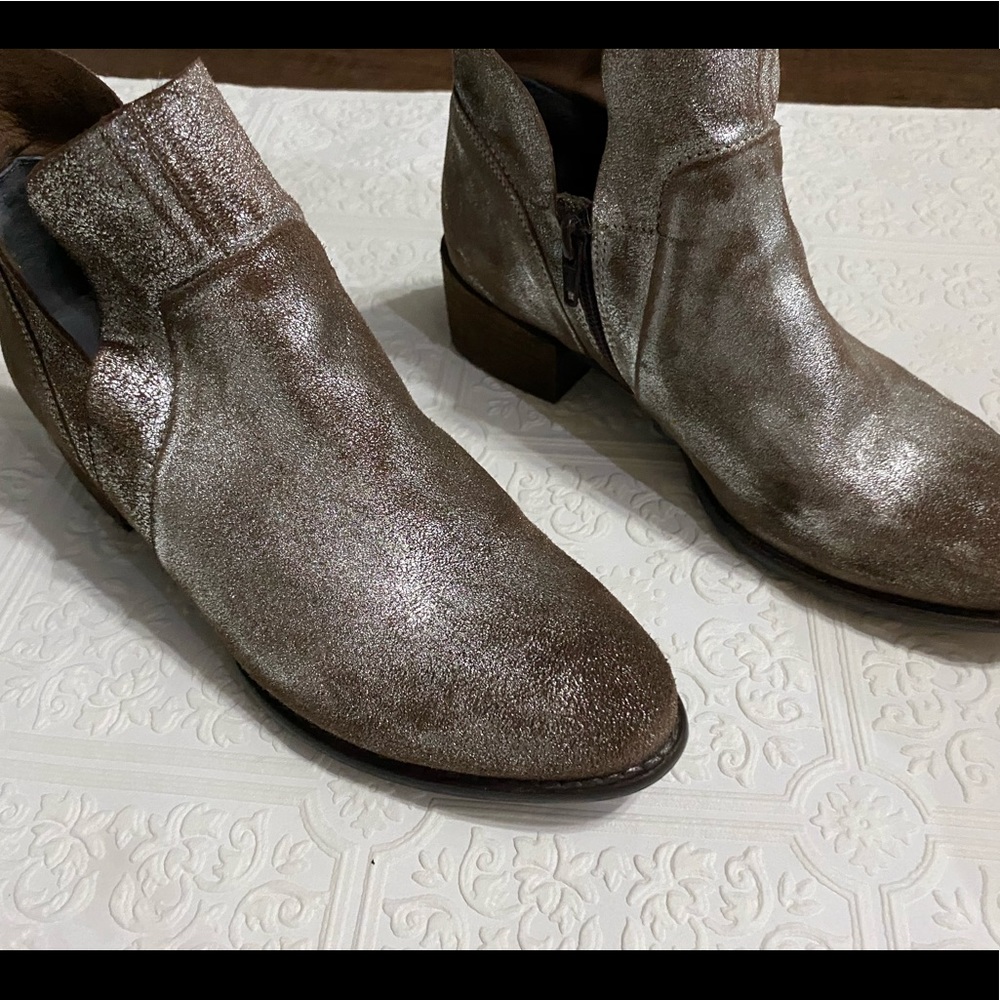 Seychelles low bootie